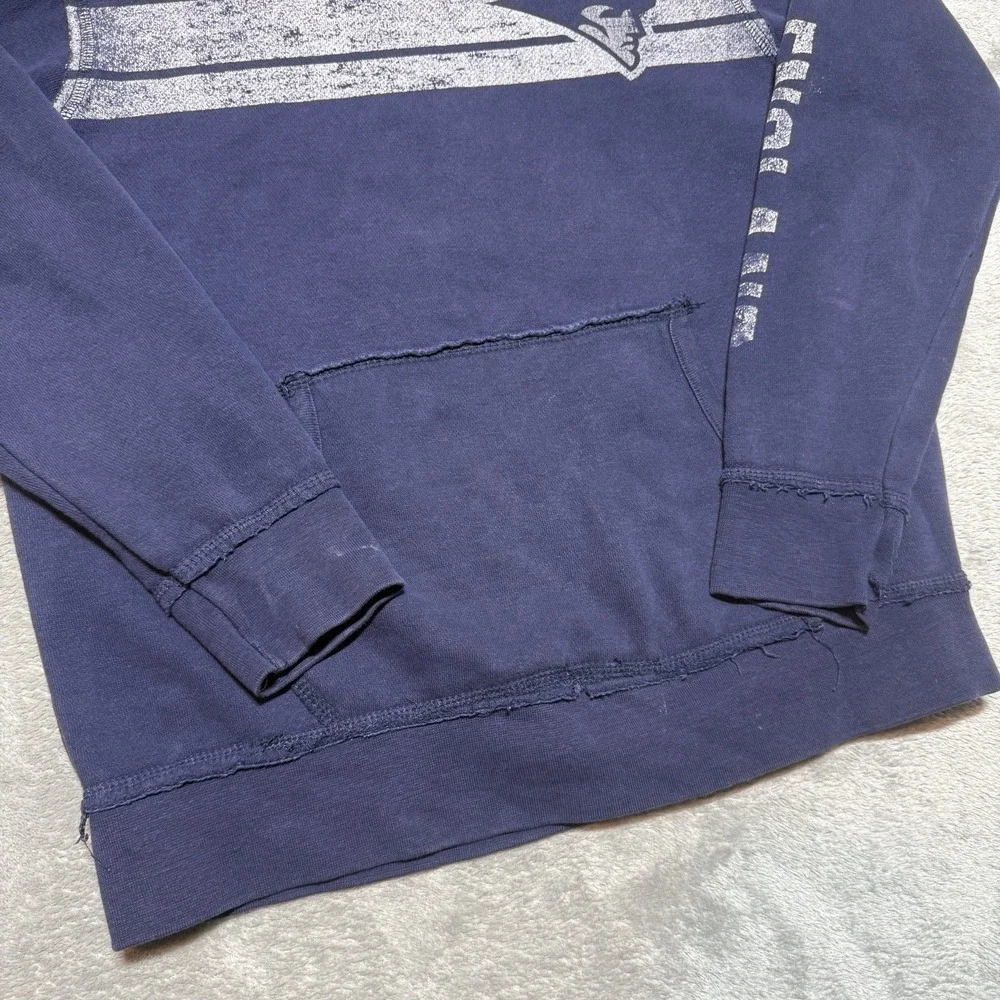 New England Patriots Youth XL 14 Hoodie Distressed Blue Faded Y2K NFL - Picture 2 of 10